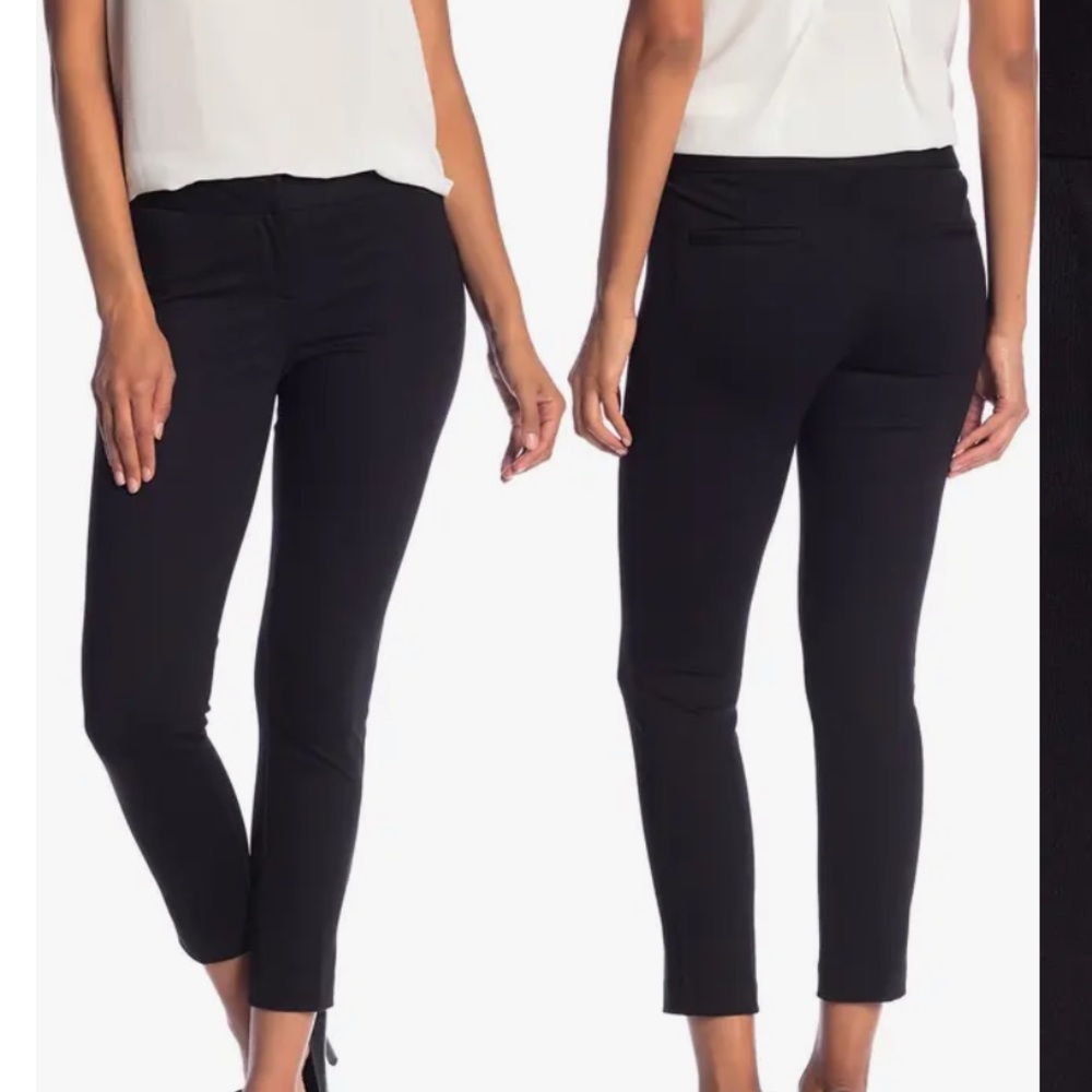Navy slim cropped ankle pants. Size 2
